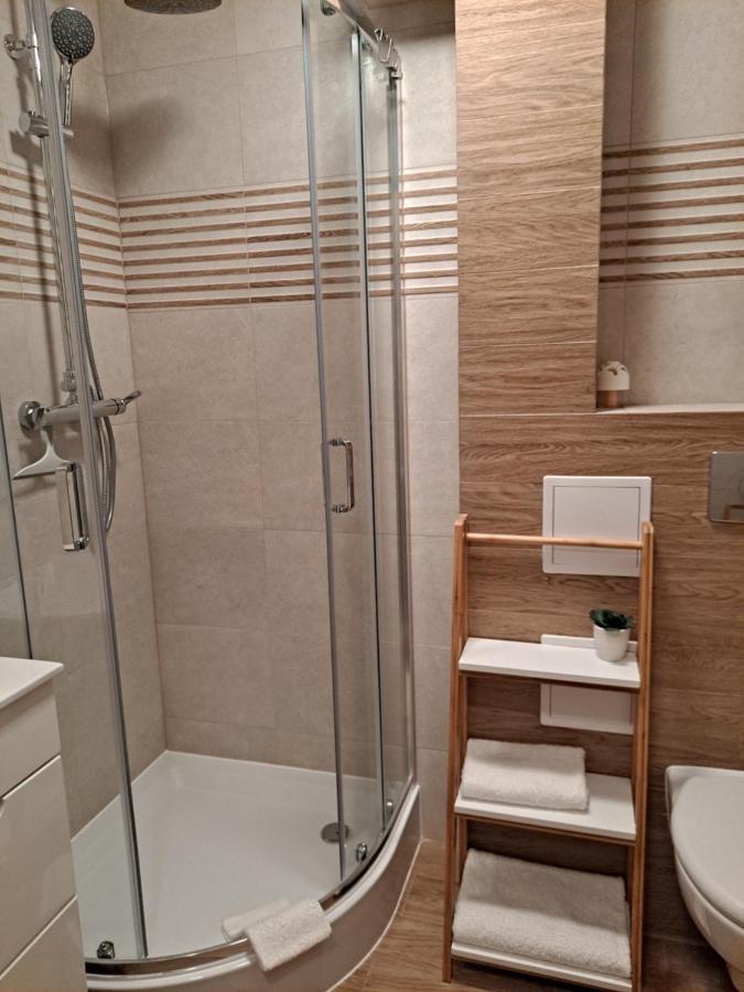 Monica Apartment Jelenia Gora Ngoại thất bức ảnh